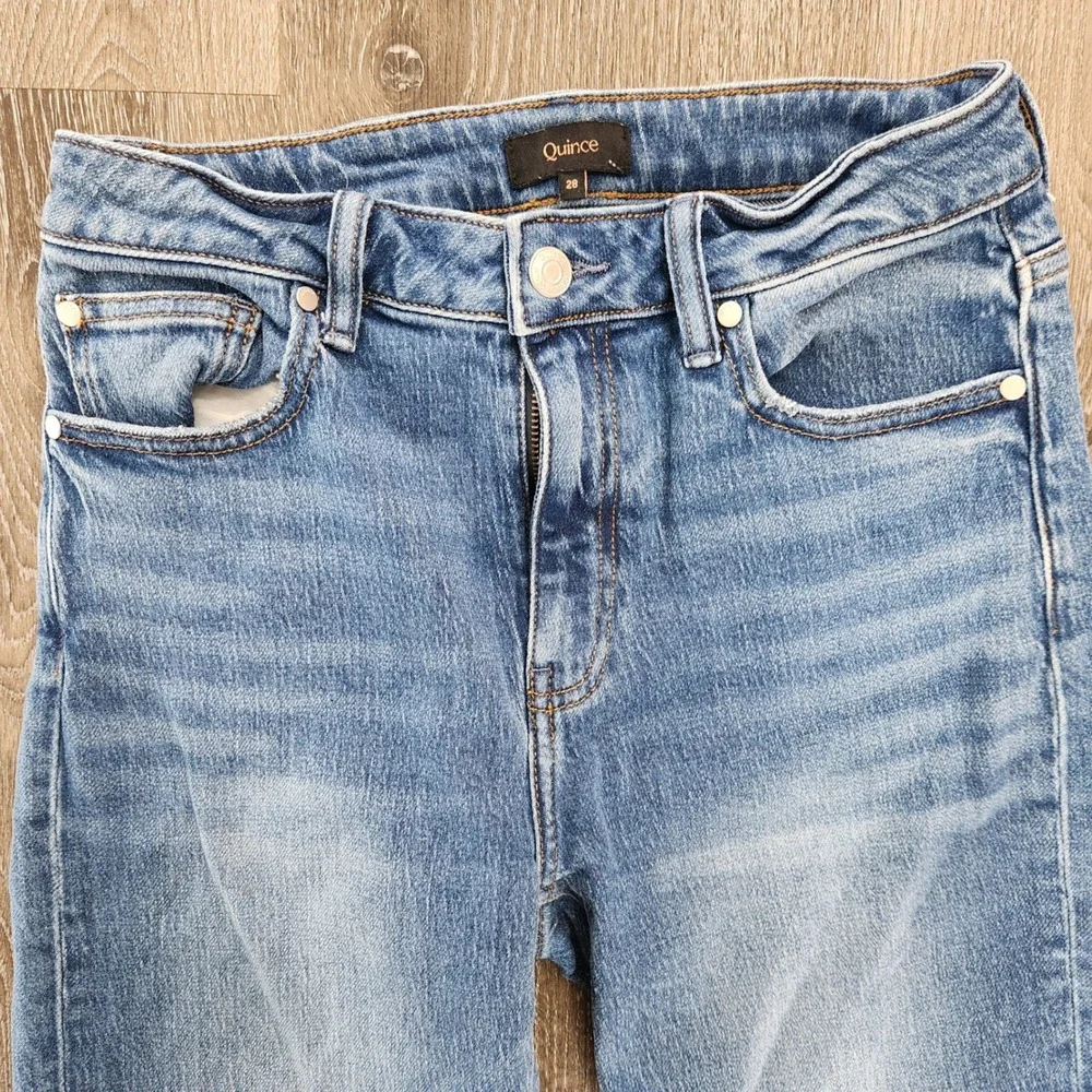 Quince Ultra-Stretch Wide Leg Jeans Medium Wash Blue High Rise Denim Size 28